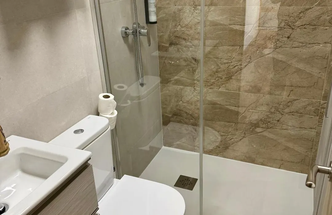 Hostal Residencia Fernandez-1